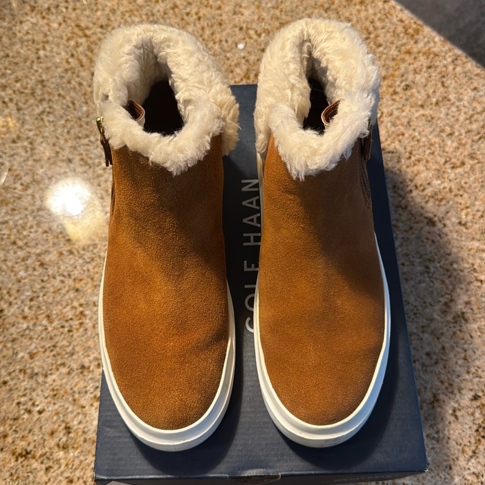Exit condition Cole haan.  Carmel suede mini boot grand size 9b